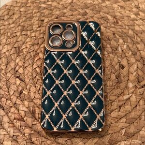 Luxurious Black and Gold Phone Case iPhone 13 Pro